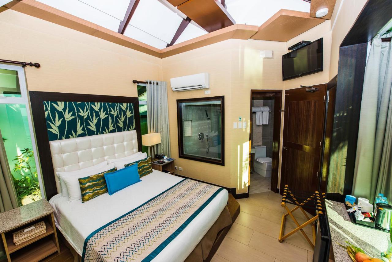 Acuatico Beach Resort & Hotel Inc. サンフアン エクステリア 写真