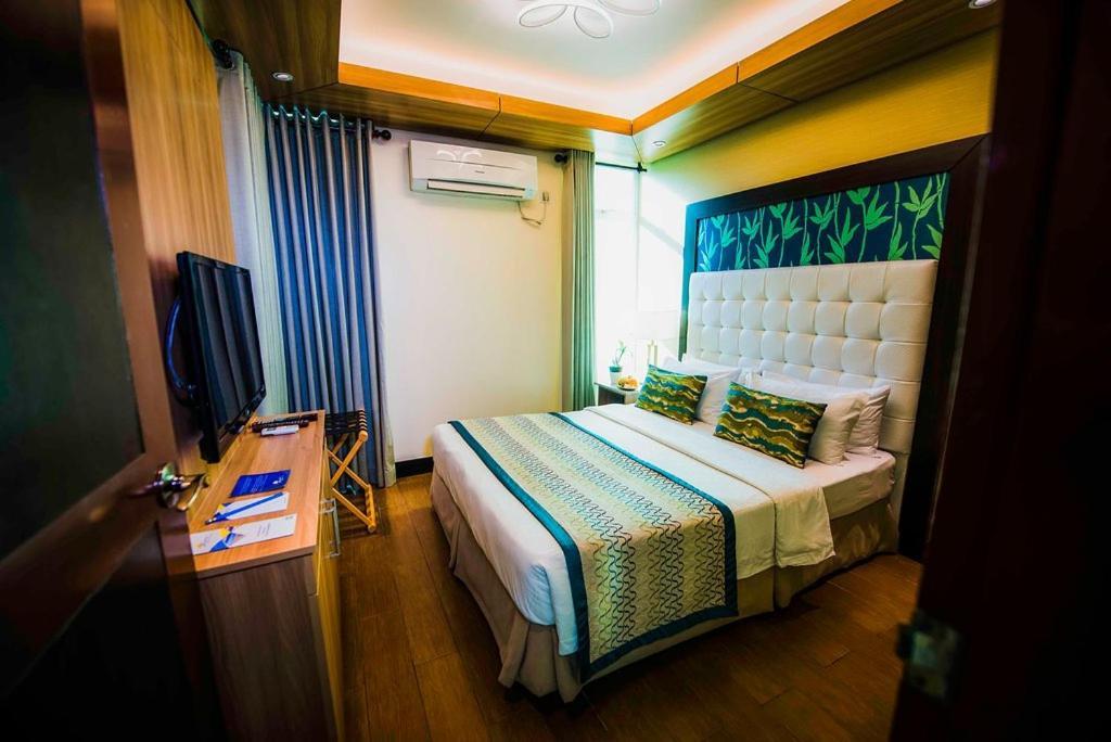Acuatico Beach Resort & Hotel Inc. サンフアン エクステリア 写真